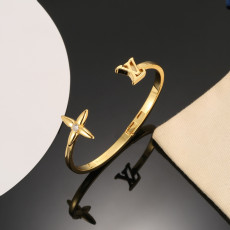 ルイヴィトンブレスレット LOUIS VUITTON 2025新作 ブレスレット