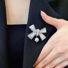 シャネルブローチ CHANEL 2025新作 ブローチ