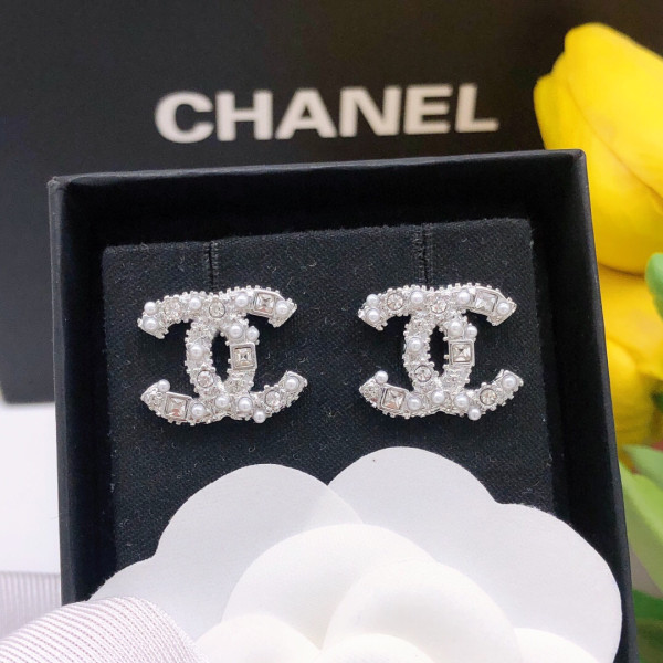 シャネルピアス CHANEL 2025新作 ピアス