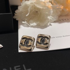 シャネルピアス CHANEL 2025新作 ピアス