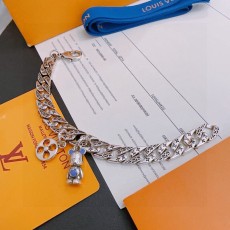 ルイヴィトンブレスレット LOUIS VUITTON 2025新作 ブレスレット