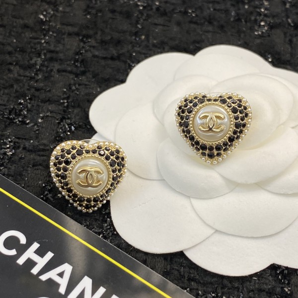 シャネルピアス CHANEL 2025新作 ピアス