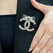 シャネルブローチ CHANEL 2025新作 ブローチ