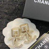 シャネルピアス CHANEL 2025新作 ピアス