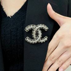 シャネルブローチ CHANEL 2025新作 ブローチ