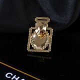 シャネルブローチ CHANEL 2025新作 ブローチ