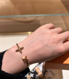 ルイヴィトンブレスレット LOUIS VUITTON 2025新作 ブレスレット