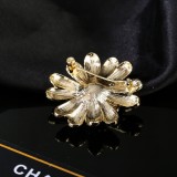 シャネルブローチ CHANEL 2025新作 ブローチ