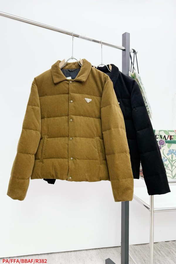 プラダ服 PRADA 2025新作 ダウンジャケット