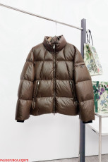 プラダ服 PRADA 2025新作 ダウンジャケット