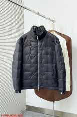 プラダ服 PRADA 2025新作 ダウンジャケット