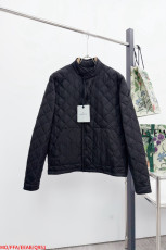 モンクレール服 MONCLER 2025新作 ダウンジャケット