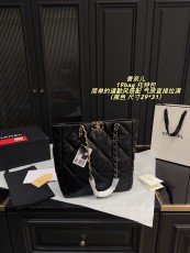 シャネルバッグ CHANEL 2025新作 トートバッグ