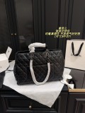 シャネルバッグ CHANEL 2025新作 トートバッグ