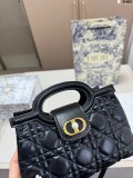 ディオールバッグ DIOR 2025新作 チェーンバッグ