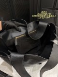 サンローランバッグ Yves Saint Laurent 2025新作 ショルダーバッグ