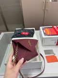 サンローランバッグ Yves Saint Laurent 2025新作 チェーンバッグ