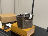 ルイヴィトンバッグ LOUIS VUITTON 2025新作 トートバッグ