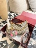 グッチバッグ GUCCI 2025新作 ショルダーバッグ