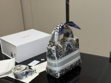 ディオールバッグ DIOR 2025新作 ダイ妃バッグ