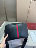 グッチバッグ GUCCI 2025新作 メッセンジャーバッグ