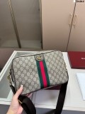 グッチバッグ GUCCI 2025新作 メッセンジャーバッグ