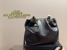 プラダバッグ PRADA 2025新作 トートバッグ
