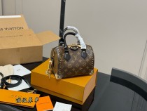 ルイヴィトンバッグ LOUIS VUITTON 2025新作 ハンドバッグ ルイヴィトンバッグ LOUIS VUITTON 2025新作 ハンドバッグ