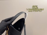 サンローランバッグ Yves Saint Laurent 2025新作 バケットバッグ