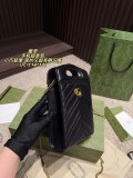 グッチバッグ GUCCI 2025新作 チェーンバッグ
