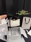 シャネルバッグ CHANEL 2025新作 チェーンバッグ