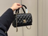 シャネルバッグ CHANEL 2025新作 ハンドバッグ