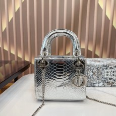 ディオールバッグ DIOR 2025新作 ダイ妃バッグ