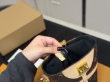 ルイヴィトンバッグ LOUIS VUITTON 2025新作 スリングバッグ