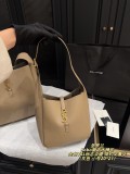 サンローランバッグ Yves Saint Laurent 2025新作 バケットバッグ