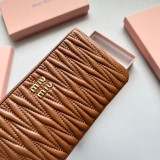 ミュウミュウ財布 Miu Miu 2025新作 財布