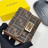 フェンディ財布 FENDI 2025新作 8013 財布