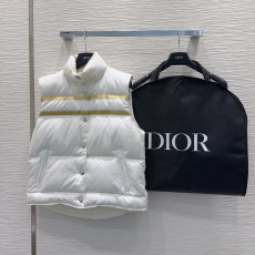 ディオール服 DIOR 2025新作 ベスト