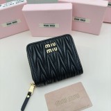 ミュウミュウ財布 Miu Miu 2025新作 3511 財布