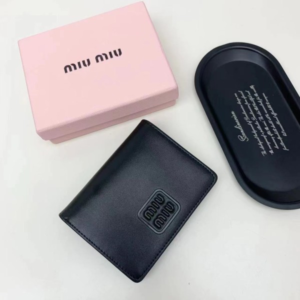 ミュウミュウ財布 Miu Miu 2025新作 5238 財布