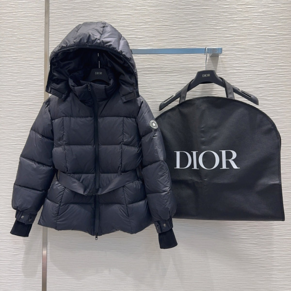 ディオール服 DIOR 2025新作 ダウンジャケット