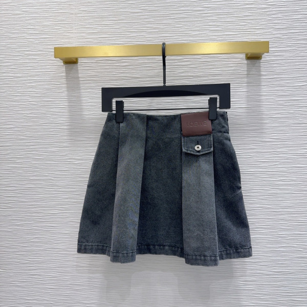 ロエベ服 LOEWE 2025新作 ミニスカート