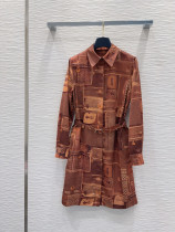 ルイヴィトン服 LOUIS VUITTON 2025新作 ワンピース