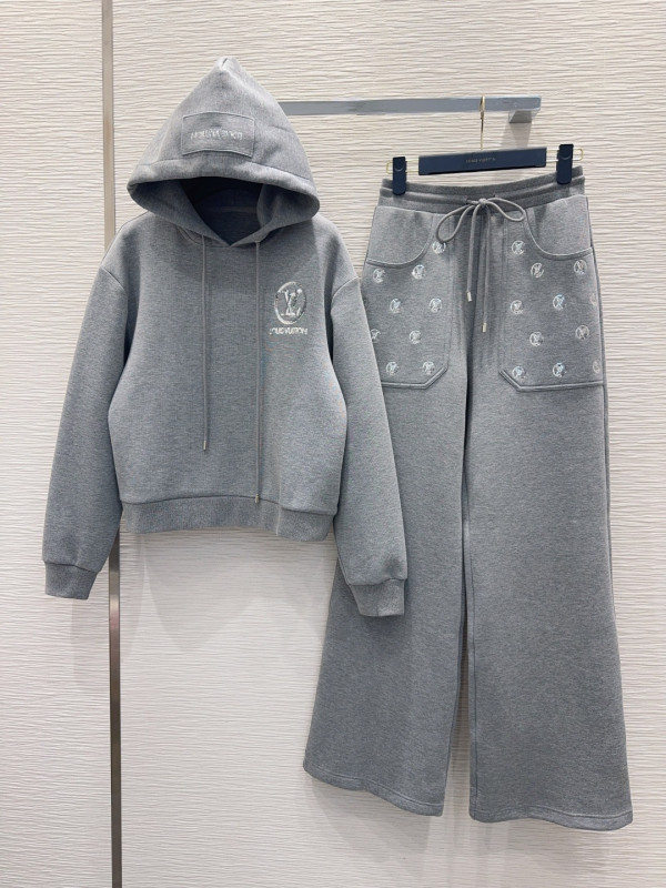 ルイヴィトン服 LOUIS VUITTON 2025新作 スーツ