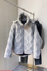 ルイヴィトン服 LOUIS VUITTON 2025新作 ダウンジャケット