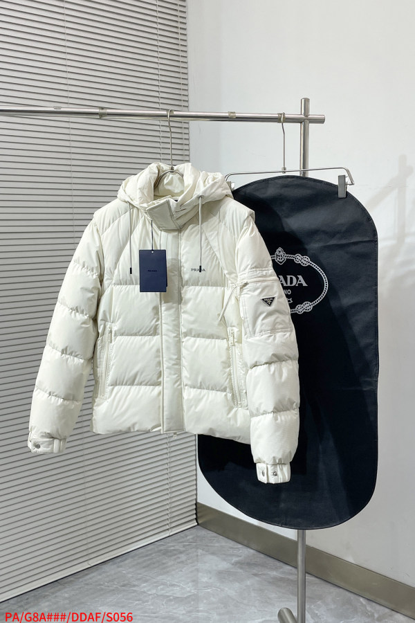 プラダ服 PRADA 2025新作 ダウンジャケット