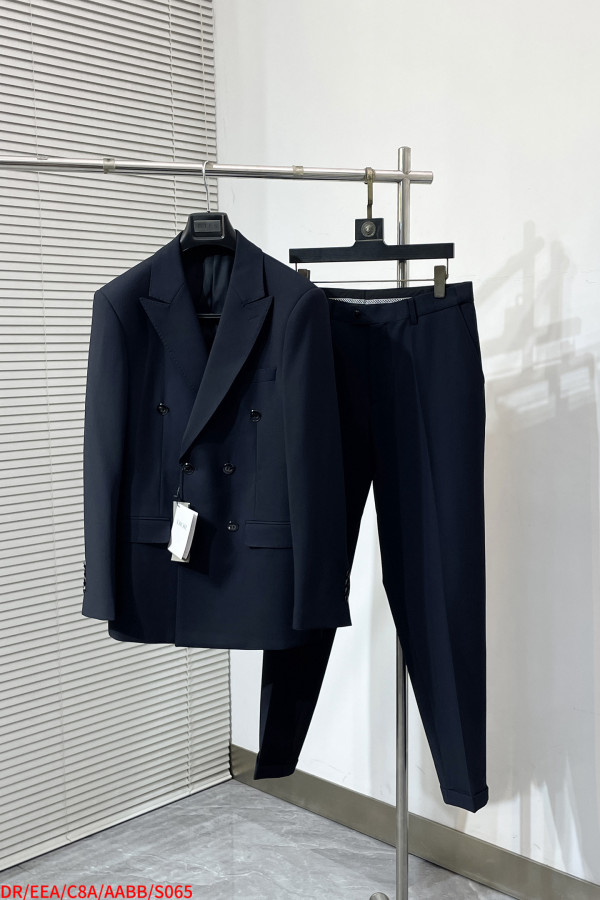 ディオール服 DIOR 2025新作 スーツ