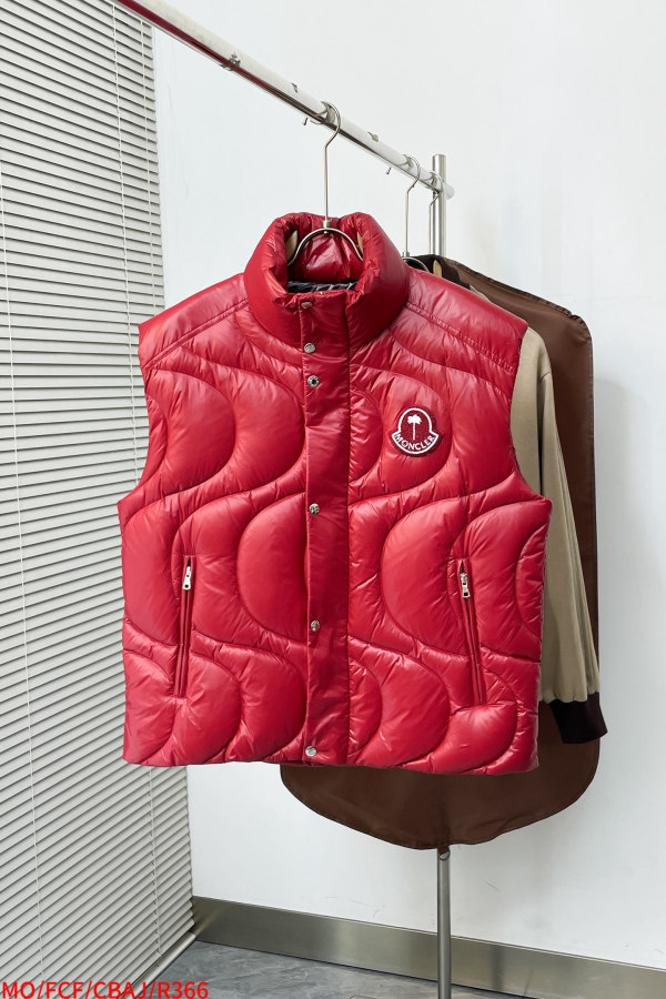 モンクレール服 MONCLER 2025新作 ベスト