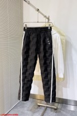 ルイヴィトン服 LOUIS VUITTON 2025新作 ダウンパンツ