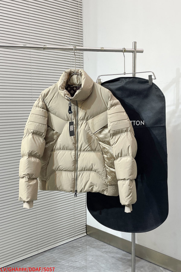 ルイヴィトン服 LOUIS VUITTON 2025新作 ダウンジャケット